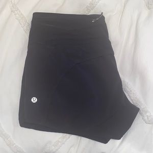 LULULEMON SHORTS!